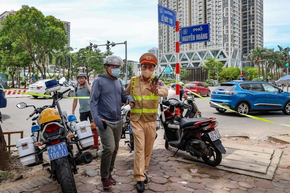 Ngày đầu tiên cao điểm xử lý nồng độ cồn: Cả nước phát hiện hơn 600 trường hợp vi phạm nồng độ cồn ảnh 1