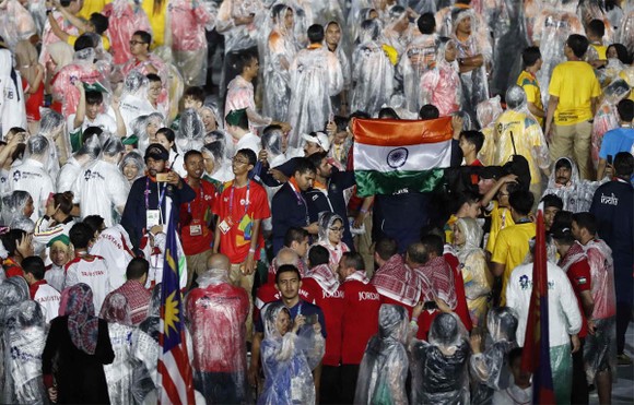 Lễ bế mạc Asiad 2018: Ngập tràn sắc màu về một châu Á đoàn kết và thống nhất ảnh 13