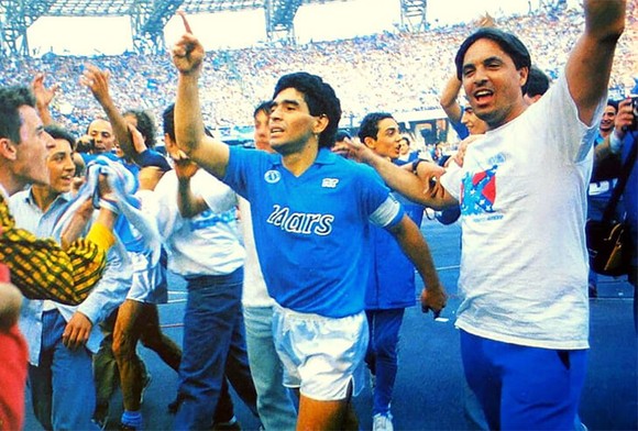 Huyền thoại bóng đá Diego Maradona: Những khoảnh khắc đáng nhớ trong sự nghiệp đầy rẫy sắc màu ảnh 11