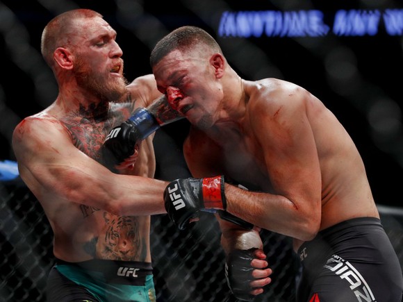 “Gã điên Ailen” Conor McGregor: “Mỏ vàng” của UFC, kiếm 516 triệu USD bản quyền truyền hình sau... 7 năm ảnh 5
