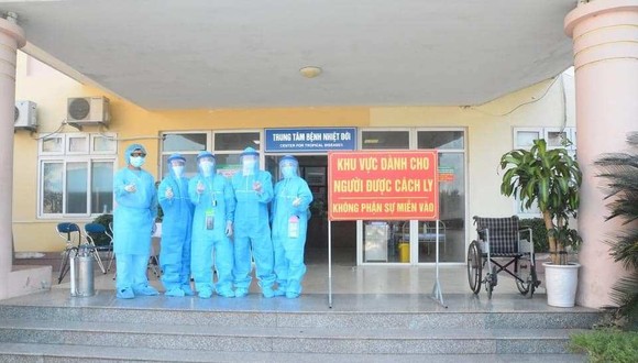 Thừa Thiên-Huế và Nghệ An sẵn sàng điều động hơn 300 y, bác sĩ hỗ trợ TPHCM phòng chống dịch Covid-19 ảnh 2