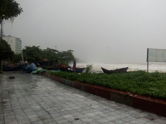 Thanh Hóa: Áp thấp nhiệt đới gây mưa lớn, sẵn sàng sơ tán dân ảnh 2