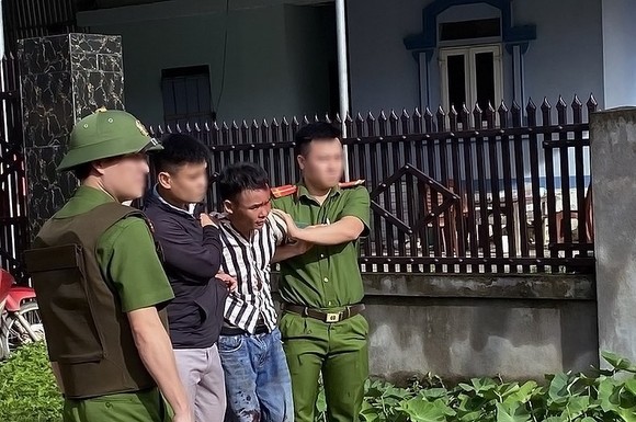  Án mạng nghiêm trọng ở Nghệ An, 1 người chết, 2 người bị thương ảnh 1