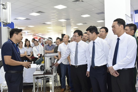 Thanh Hóa thúc đẩy chương trình chuyển đổi số ảnh 2