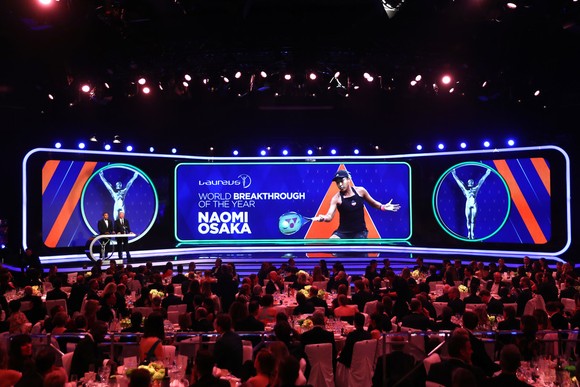 Nhận giải Laureus World Sports Awards, Djokovic kể về “bài học của cuộc sống” ảnh 1