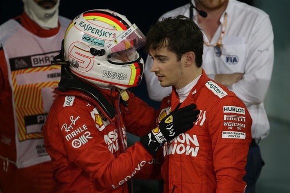 Đua xe F1: Màn lật đổ ngoạn mục của Mercedes ở Bahrain ảnh 6