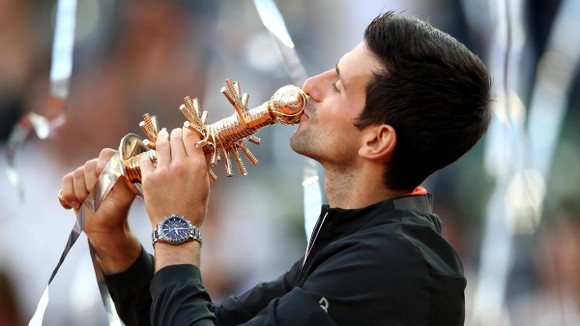 Djokovic vô địch Madrid Open đã giúp ngăn :"cơn sóng dữ Next Gen"