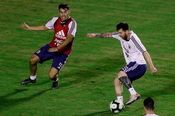 Argentina - Colombia: Ông Scaloni sẽ chơi với “mũi đinh ba” Messi - Aguero - Di Maria ảnh 10