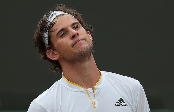 Wimbledon: Federer thua ván đầu tiên, Kyrgios thua 1 ván 0-6, còn Thiem thua cả trận đấu ảnh 3