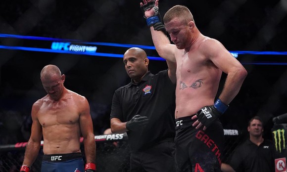 UFC: Hạ gục “Cao bồi” Cerrone, Gaethje gọi McGregor là “gã giải nghệ”, đòi đấu Khabib hoặc Ferguson ảnh 5