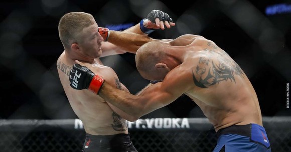 UFC: Hạ gục “Cao bồi” Cerrone, Gaethje gọi McGregor là “gã giải nghệ”, đòi đấu Khabib hoặc Ferguson ảnh 3