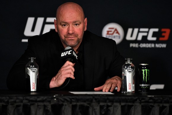 Dana White buộc phải đình hoãn UFC 249