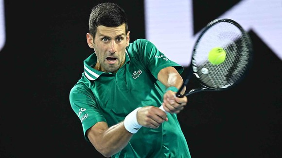 Kết quả Australian Open (mới cập nhật) - Djokovic đấu Karatsev, Serena chống Osaka ở bán kết ảnh 1