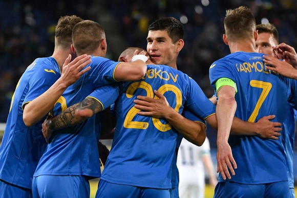 Niềm vui chiến thắng của tuyển Ukraine