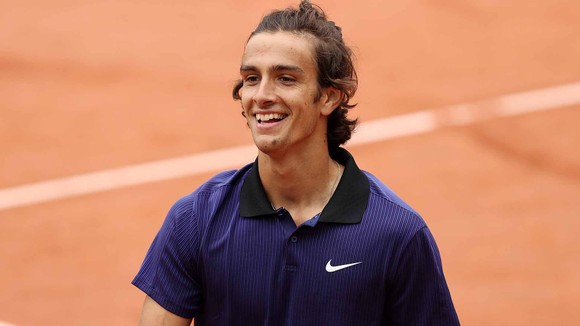 Roland Garros: Federer cách Djokovic đúng 1 trận thắng, Nadal lập cột mốc mới ảnh 2