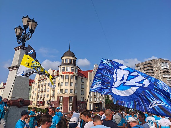 Siêu Cúp nước Nga: Zenit áp đảo Lokomotiv cả trên sân lẫn trên… đường phố Kaliningrad ảnh 6