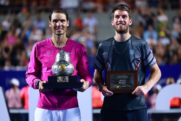 “Chiến thần” Rafael Nadal trở lại hoàn hảo: Thắng 15 trận liên tiếp, đăng quang 3 danh hiệu ảnh 3
