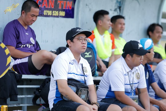 AMY CUP: Nghĩa Tình - Kim Ngân đánh bại Xăng dầu Phước Hưng ở “CK sớm”, Hùng Bari đánh giá cao giải đấu ảnh 8