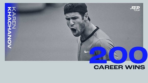 Montreal Masters: Daniil Medvedev bị chỉ trích “quay lưng lại với đất nước”, Karen Khachanov thắng trận thứ 200 ảnh 2