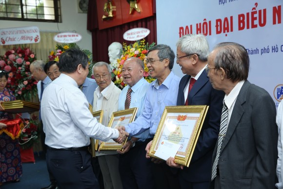 Ông Đặng Lê Dũng được bầu làm chủ tịch Hội Khoa học kỹ thuật xây dựng TPHCM ảnh 1
