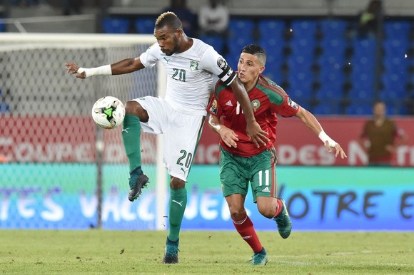 “Dao kề cổ”, Bafana tìm kiếm phép màu trước Senegal ảnh 1