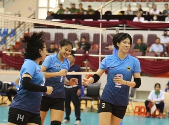 Đội nữ Vĩnh Phúc dự Đại hội thể thao toàn quốc, Trần Thị Thanh Thúy có về nước thi đấu ảnh 1