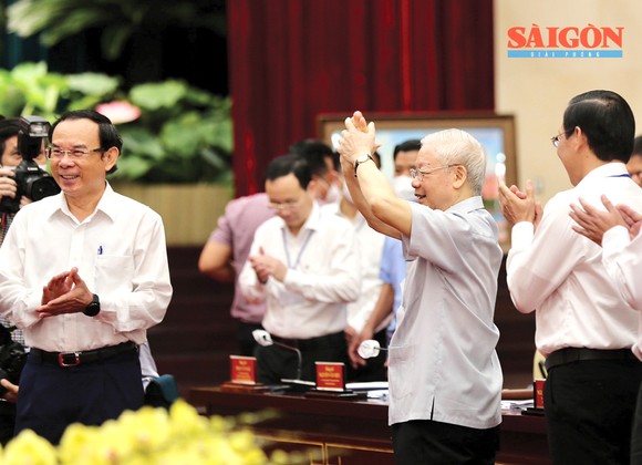 Đồng chí Võ Văn Thưởng: Các cơ quan Trung ương cần tích cực giải quyết vướng mắc cho TPHCM ảnh 1