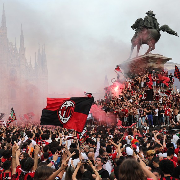 AC Milan vô địch Serie A: Scudetto của đắng cay và hạnh phúc ảnh 7