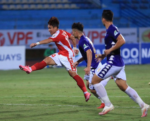 Hành trình đua vô địch LS V-League 2020 sẽ chông chênh với CLB TPHCM ảnh 1
