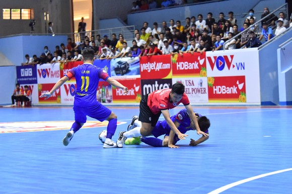 Futsal HD Bank VĐQG 2021: Chờ ‘biển người’ giữa đại ngàn Tây Nguyên  ảnh 1