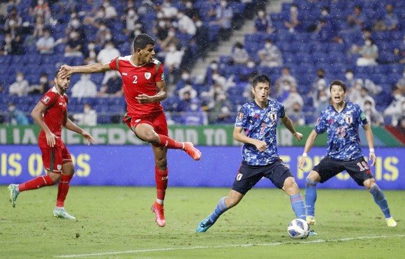 Oman bất ngờ thắng Nhật Bản 1-0 ở đầu vòng loại thứ ba