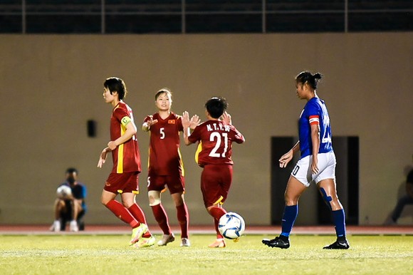 AFF Cup nữ 2022: Đội tuyển nữ Việt Nam thắng Campuchia ở trận ra quân ảnh 1