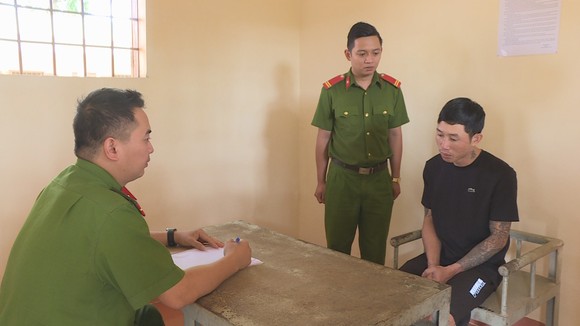 Bắt tên cướp có 3 tiền án và nghiện ma túy hơn 10 năm ảnh 1