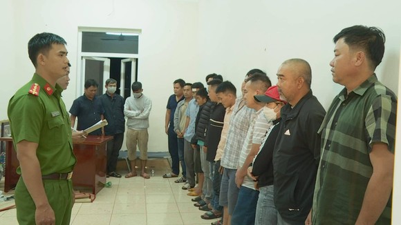 Triệt phá đường dây ghi số đề hơn 40 tỷ đồng ảnh 1
