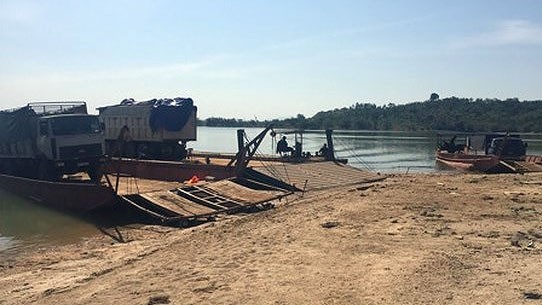 Một vụ bắt giữ gỗ trên sông Sê San đoạn qua xã Ia Tơi vào tháng 10-2018