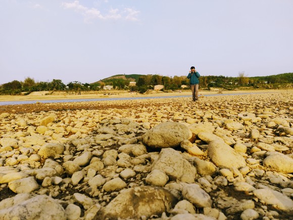 Vụ dân phản đối xây thủy điện ở làng du lịch: Chủ đầu tư chưa hoàn thiện hồ sơ ảnh 1