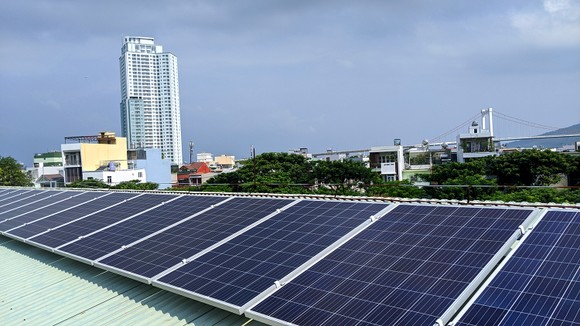 Đà Nẵng khánh thành hệ thống điện năng lượng mặt trời lắp mái ảnh 1