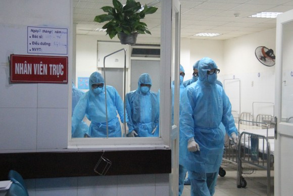 Tại Bệnh viện Đà Nẵng, 11 giờ 20 ngày 18-3, tình trạng bệnh nhân ổn định, không sốt, không ho, không khó thở, các chỉ số sức khỏe trong giới hạn bình thường