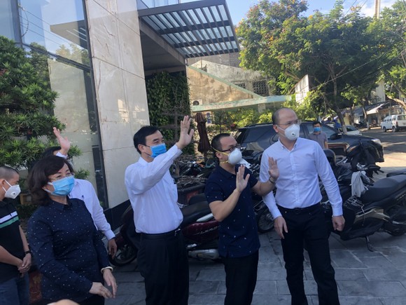 Đà Nẵng: Chia tay đoàn y, bác sĩ TPHCM sau khi dịch bệnh được kiểm soát ảnh 1