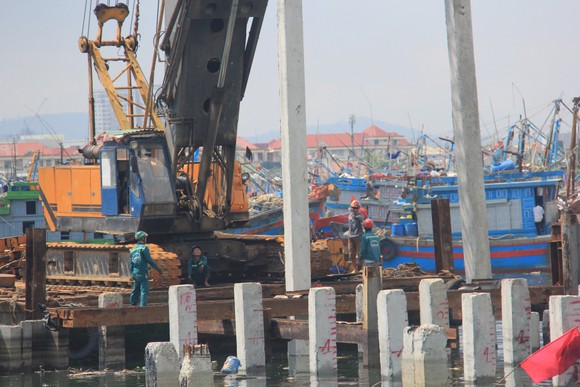 Đà Nẵng sơ tán người dân, cho học sinh nghỉ học để ứng phó bão số 9 ảnh 2