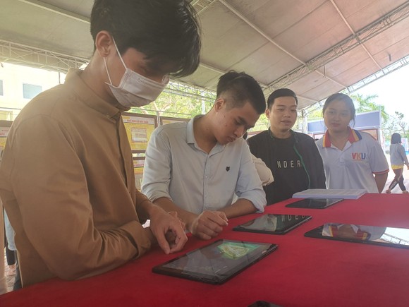 Đà Nẵng: Triển lãm 'Hoàng Sa, Trường Sa của Việt Nam – Những bằng chứng lịch sử và pháp lý' ảnh 1