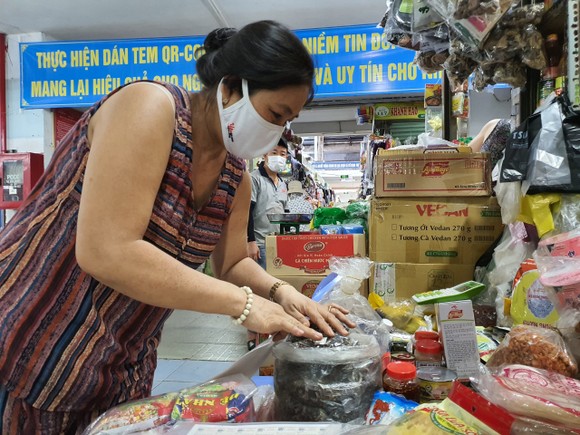 Quận Hải Châu: Kiểm soát nguồn gốc sản phẩm bằng tem QR Code ảnh 1