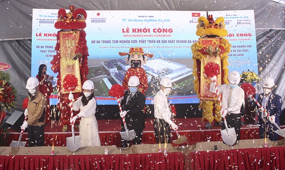 Đà Nẵng: Khởi công dự án 35 triệu USD sản xuất robot, thiết bị bay không người lái ảnh 1