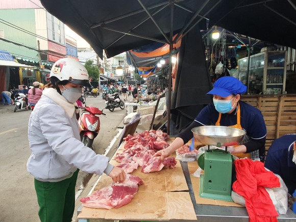 Đà Nẵng: Tổ chức 18 điểm bán thịt heo bình ổn giá dịp Tết Nguyên đán Nhâm Dần 2022 ảnh 2