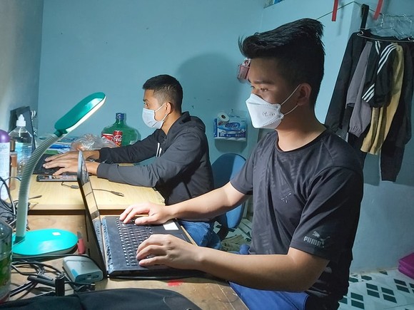 Sinh viên Đà Nẵng quay trở lại trường: Chi phí mua kit test Covid-19 quá cao ảnh 2