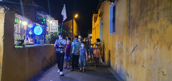 Những ngõ, hẻm 'hút' khách ở phố cổ Hội An ảnh 14