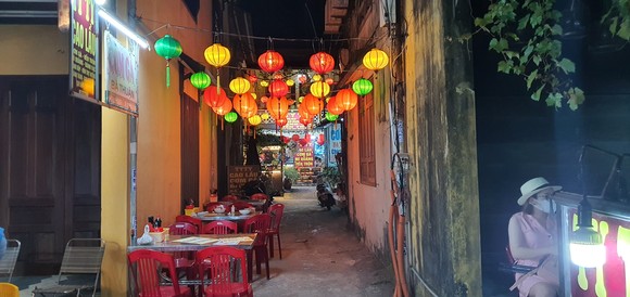 Những ngõ, hẻm 'hút' khách ở phố cổ Hội An ảnh 9
