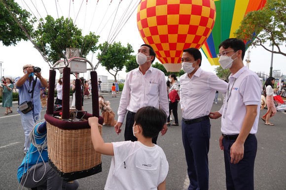 Nhộn nhịp lễ hội khinh khí cầu ở Đà Nẵng ảnh 1