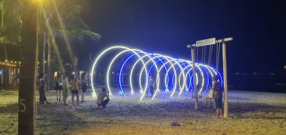 Đà Nẵng khai trương du lịch biển Đà Nẵng 2022 và bãi biển đêm Mỹ An ảnh 2