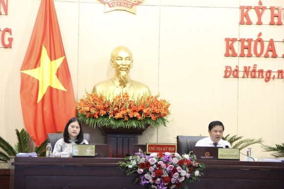 Ông Lương Nguyễn Minh Triết, Chủ tịch HĐND TP Đà Nẵng chủ trì Kỳ họp